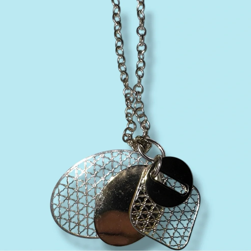 Stylish Silver-tone Multi-Charm Pendant Necklace – Gift Box Included! 🍭